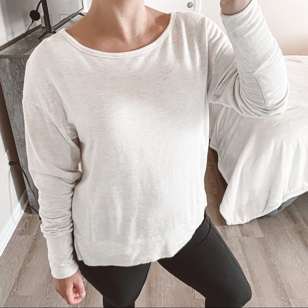 💕 Anthropologie Saturday/Sunday Cream White Lightweight Sweater